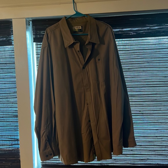 Magellan Outdoors Men’s Button Up - Picture 1 of 3